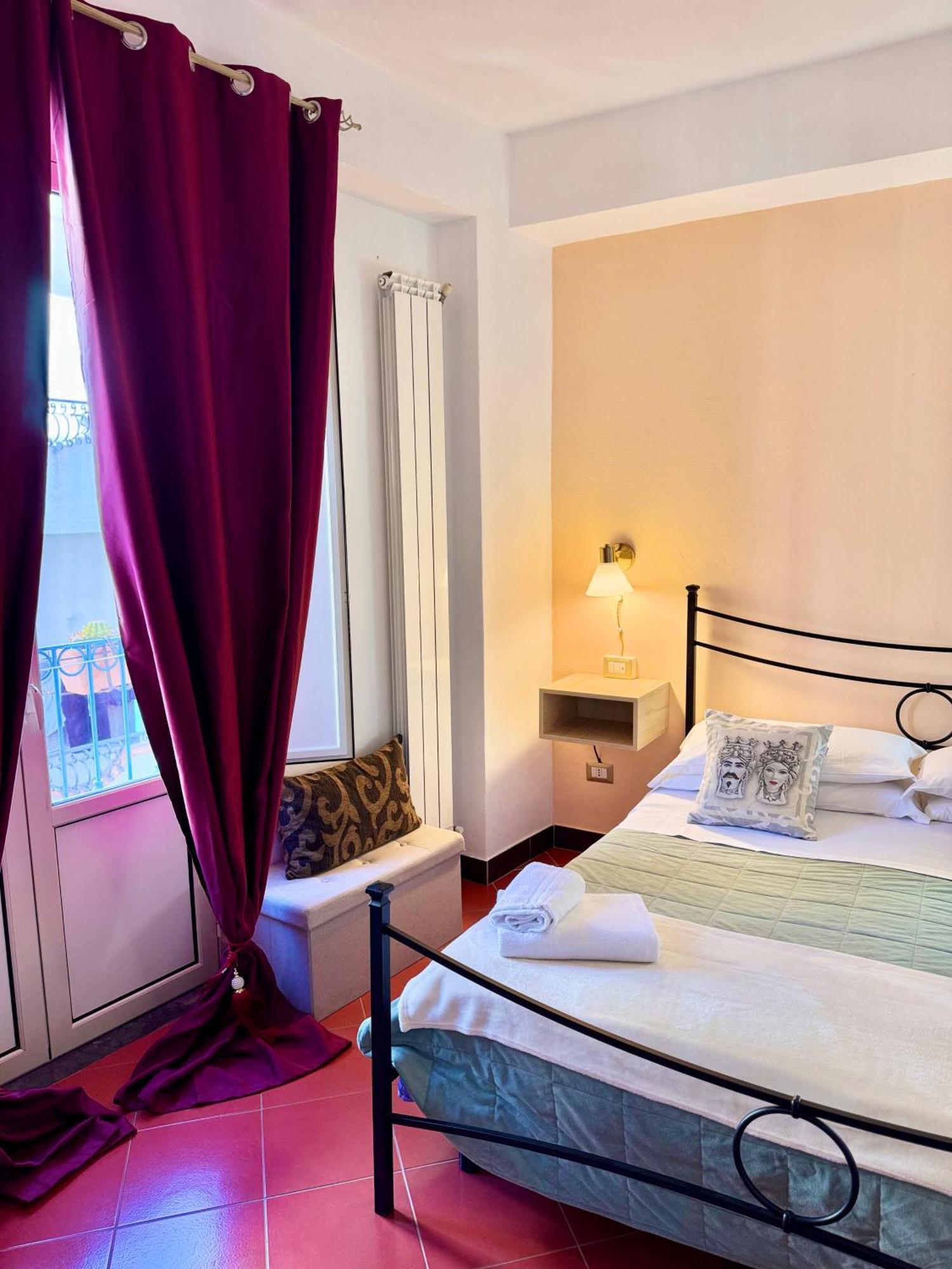 Taormina'S Sun B&B 외부 사진